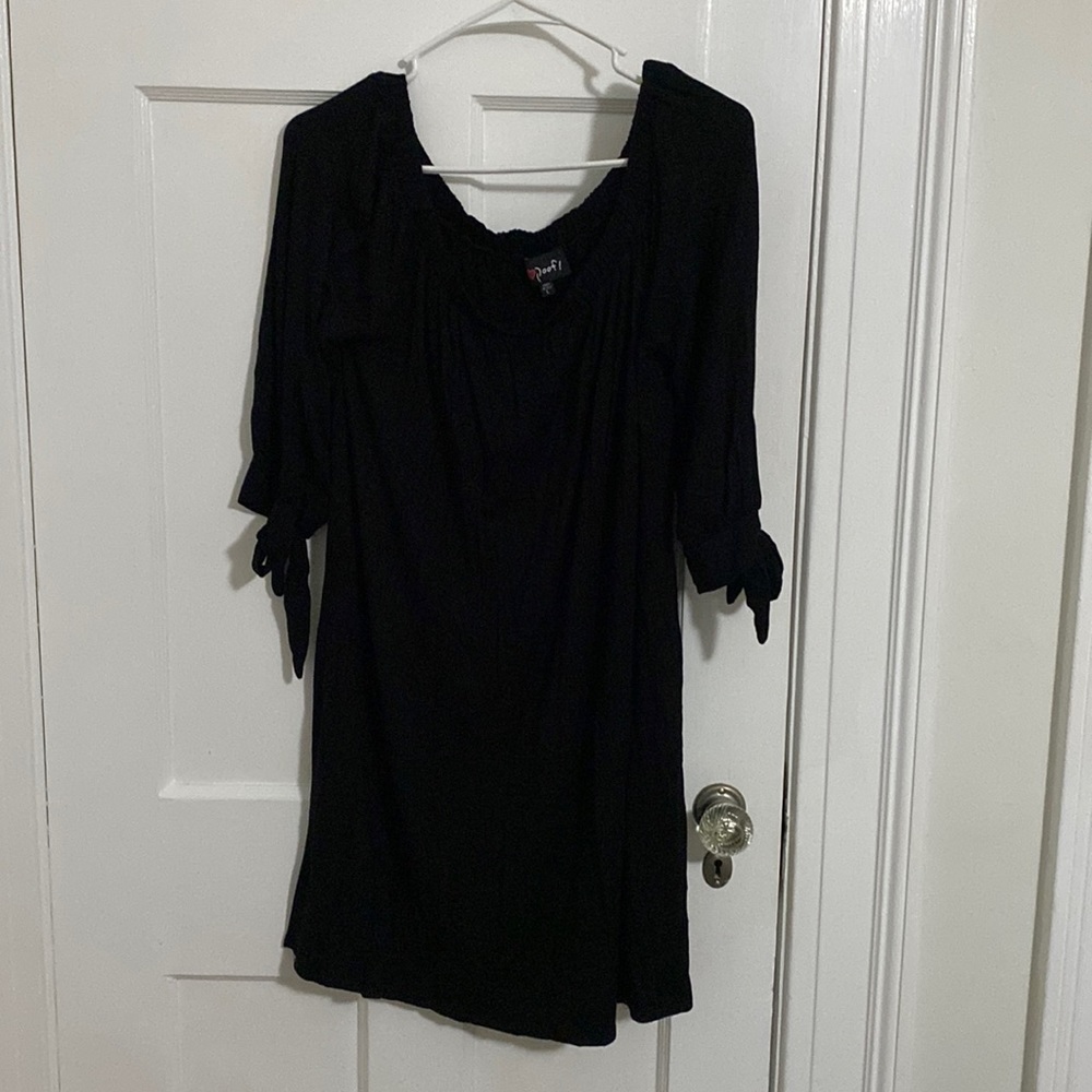 Black cotton dress